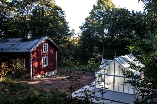 Bengtstorpet med sitt nya växthus. Foto: Per Hallén.