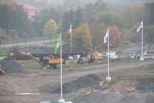 Maskinerna vilar denna söndag. Foto: Per Hallén 2014.